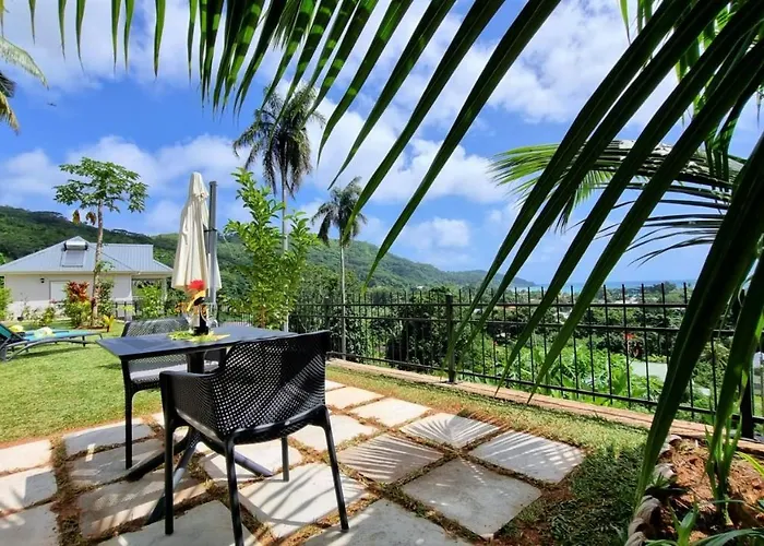 Hôtels à Anse a La Mouche