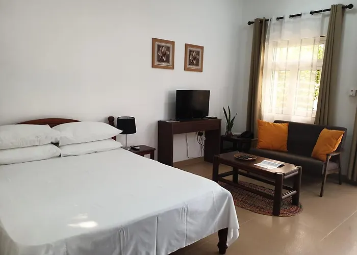 La Maison Hibiscus Self Catering Accommodation Beau Vallon 