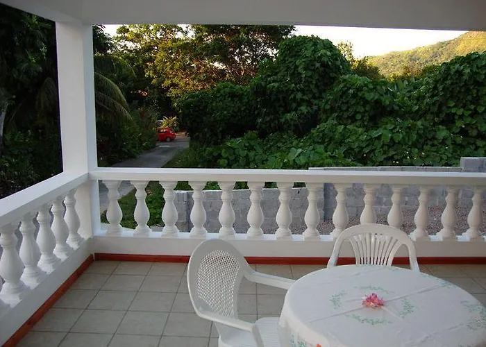 Beau Vallon (Mahe) 3 Star Hotels near Seychelles National Botanical Gardens